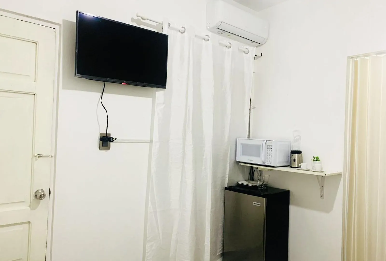 Tropical Estudio En El Centro De La Ciudad بويرتو بلاتا